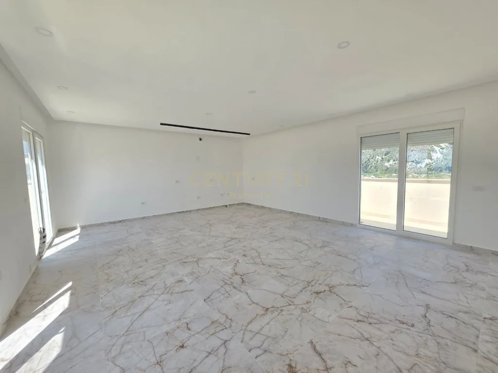 Na sprzedaż apartament penthouse 4+1 Shëngjin — zdjęcie 12